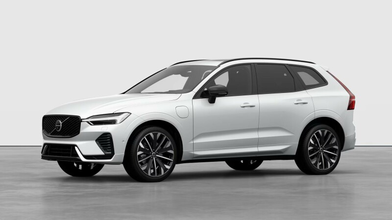 Volvo XC60 Ultra T6 Pano,360kam, HUD, Nappa