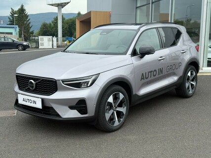 Volvo XC40 ULTRA Dark B4 kůže TOP výbava
