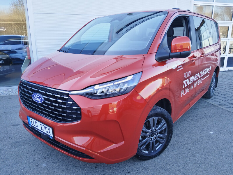 Ford Tourneo Custom Titanium L1 2,5 PHEV 171kW, předváděcí