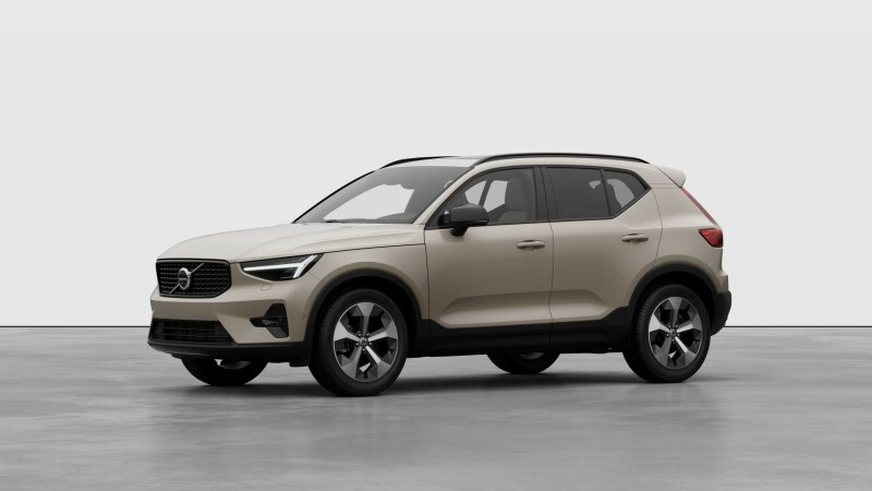 Volvo XC40 ULTRA B4, TOP VÝBAVA