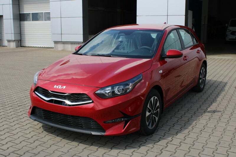 Kia Ceed 5HB CD 1,5 T-GDi GPF 7DCT SPIN (2025)