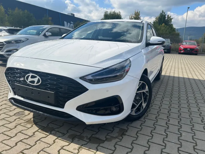 Hyundai i30 HB Family 1.5i MT6