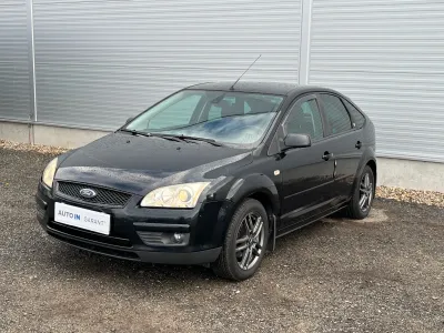 Ford Focus 1.6 74kw, ČR, klima