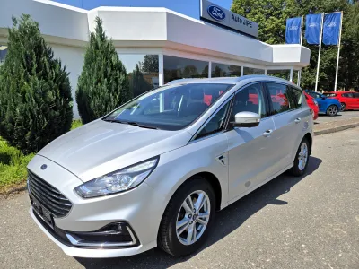 Ford S-MAX Titanium 2,0 110kw/150PS,6st.manual, 5 míst